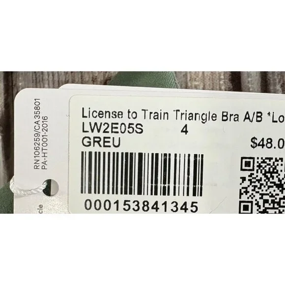 Lululemon License to Train Triangle Bra A/B logo sz 4 color green  GREU NWT $48 - Picture 8 of 9